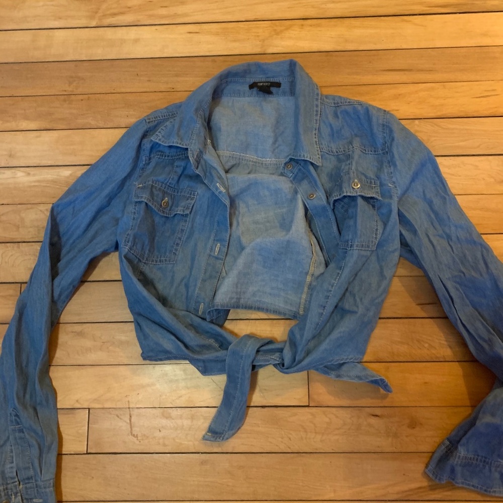 Forever 21 cropped button down